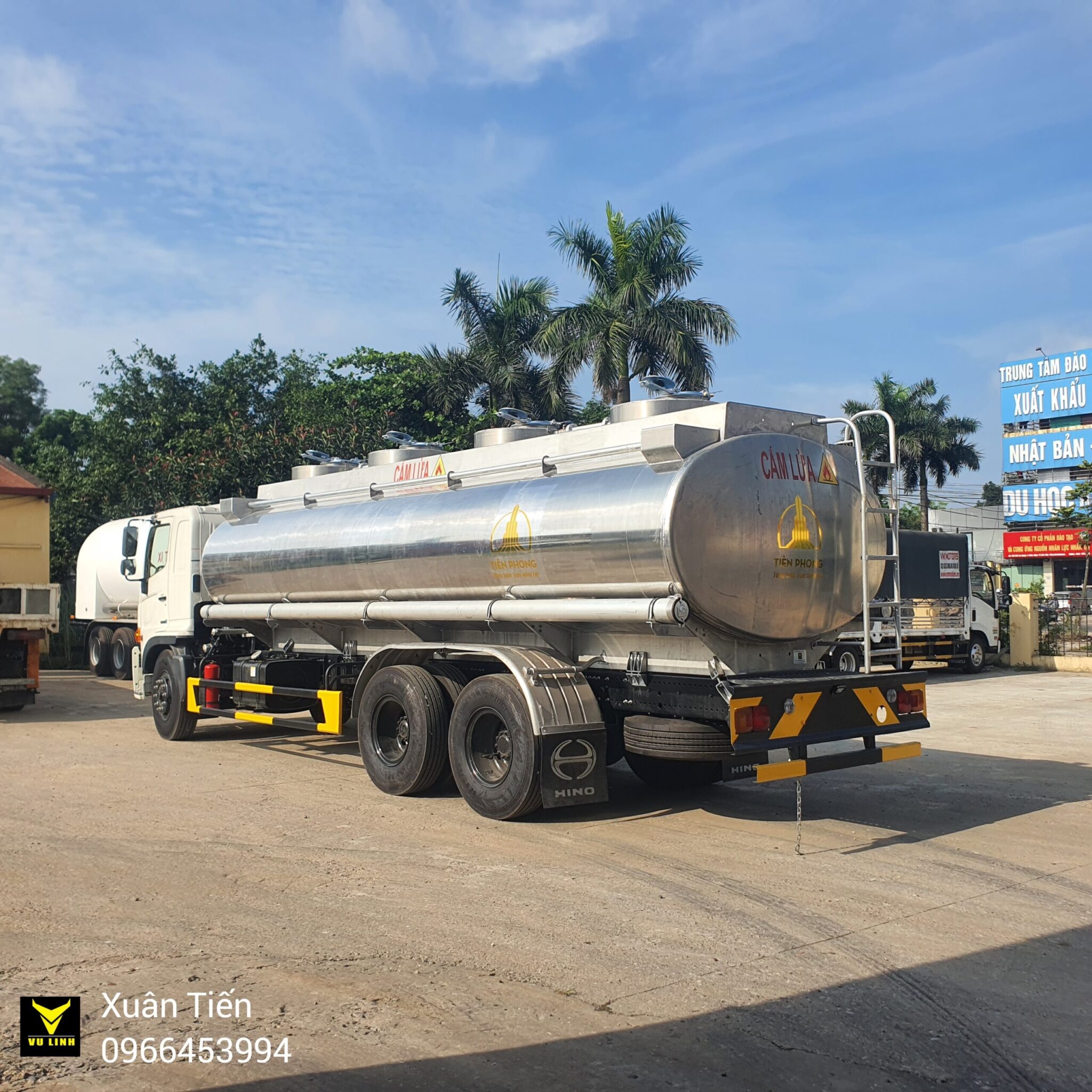 Xe Chở Xăng Dầu 20 Khối (1) Xe Cho Xang Dau 20 Khoi 1 1 scaled