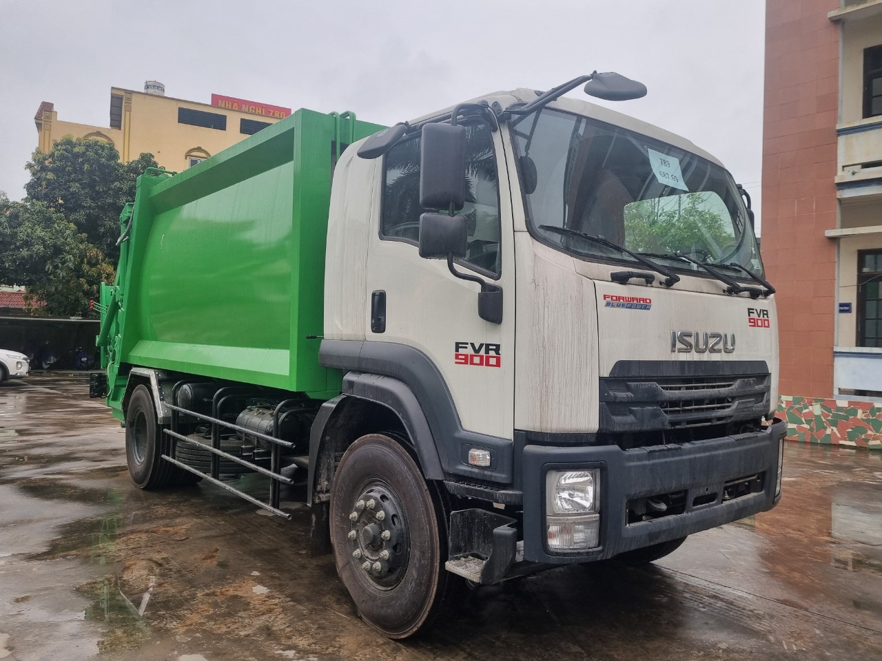 Xe Isuzu ép rác 12 khối (1) Xe Isuzu ep rac 12 khoi 1