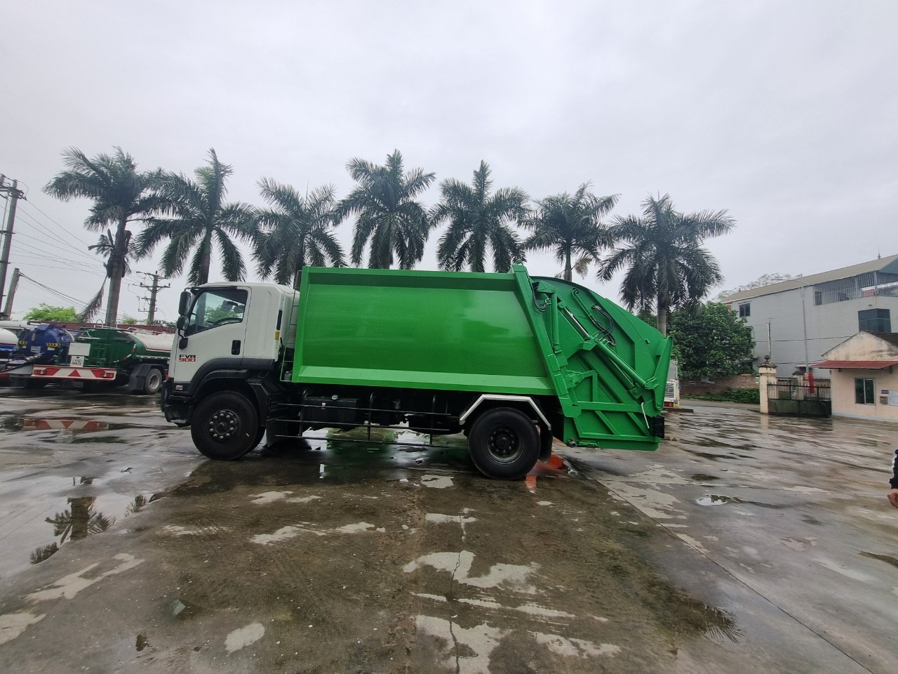 Xe Isuzu ép rác 12 khối (4) Xe Isuzu ep rac 12 khoi 4