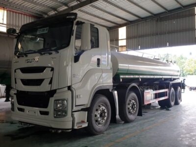 Xe Phun Nuoc 13 Khoi Isuzu 16