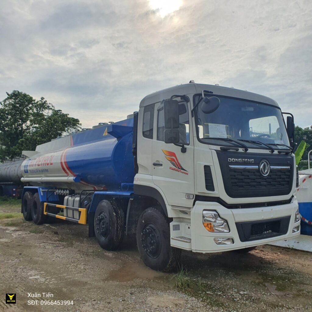 Xe Donfeng 8x4 Chở Xăng Dầu 22 khối (1) Xe Donfeng 8x4 Cho Xang Dau 22 khoi 1