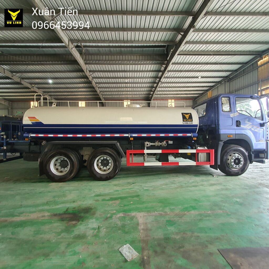 Xe Faw Phun Nước Rửa Đường 13 khối (3) Xe Faw Phun Nuoc Rua Duong 13 khoi 3