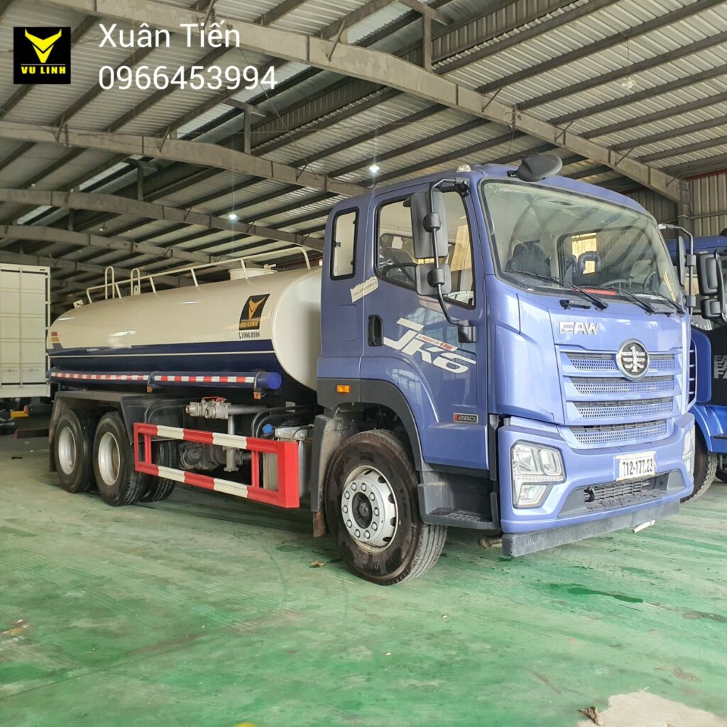Xe Faw Phun Nước Rửa Đường 13 khối (5) Xe Faw Phun Nuoc Rua Duong 13 khoi 5