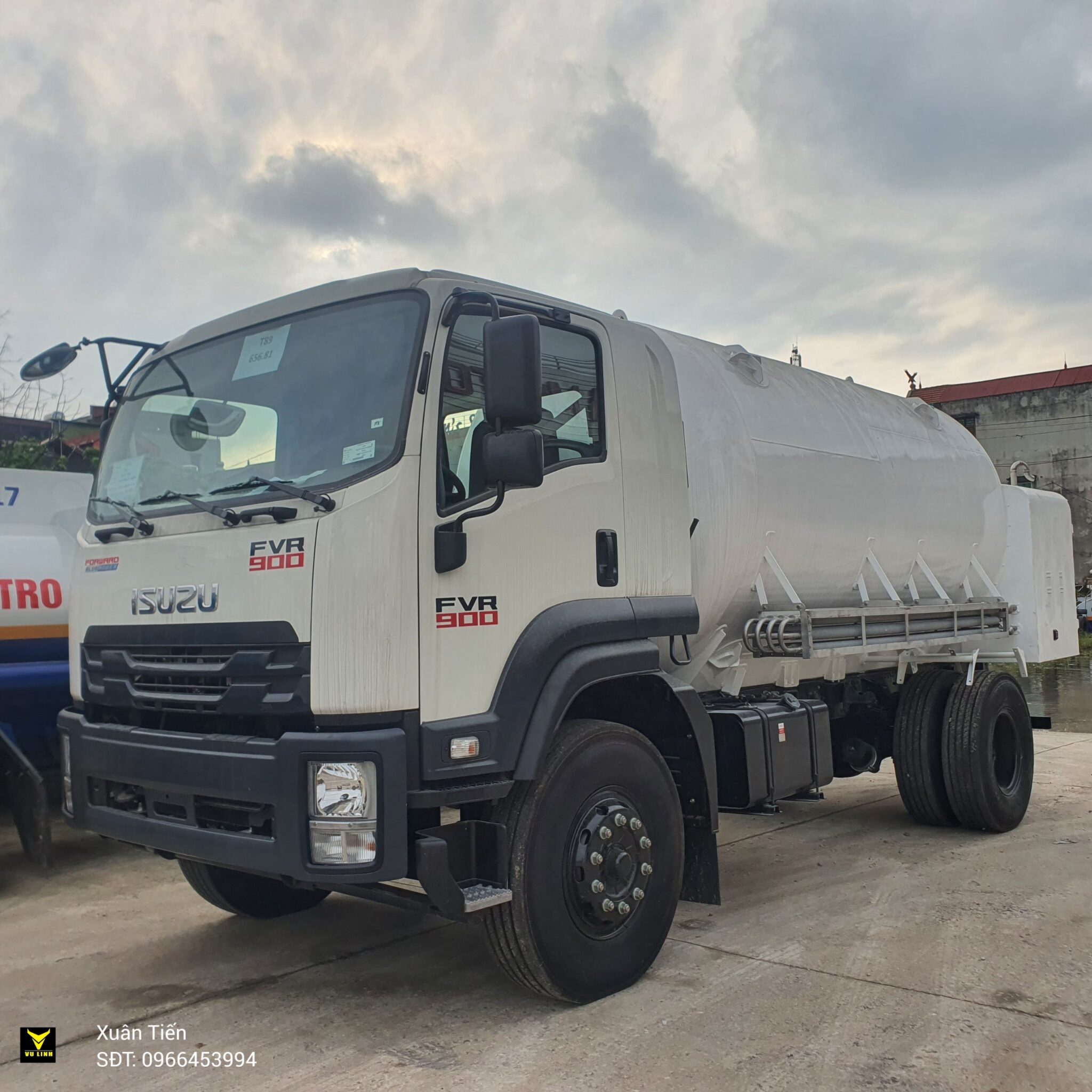 Xe Bồn Chở Khí Hóa Lỏng LN2 (1) Xe Bon Cho Khi Hoa Long LN2 1