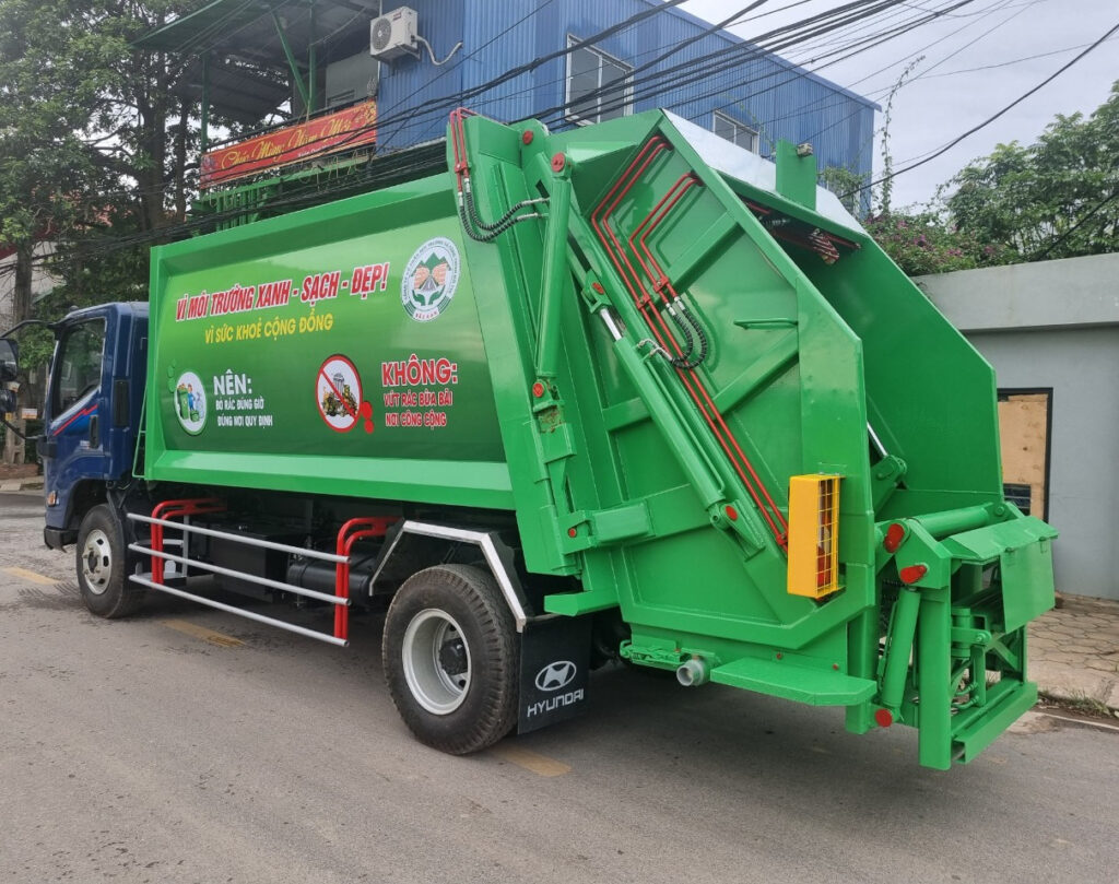 Xe ép rác JMC 10 khối (1) Xe ep rac JMC 10 khoi 1