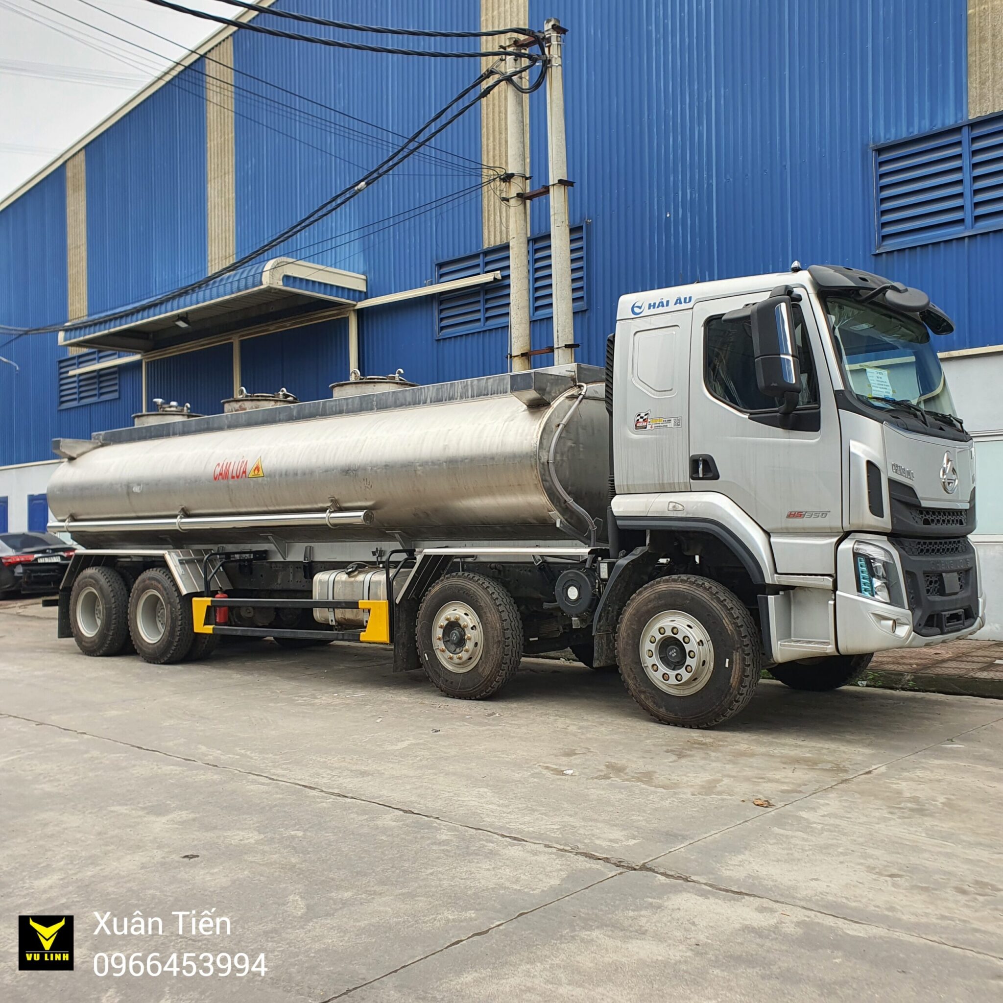 Xe Bồn Chenglong Chở Methanol 22 Khối (1) Xe Bon Chenglong Cho Methanol 22 Khoi 1 scaled
