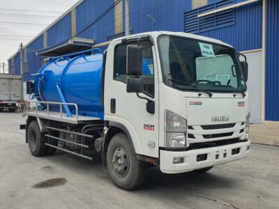 Xe Isuzu hut chat thai 5 khoi 1 scaled